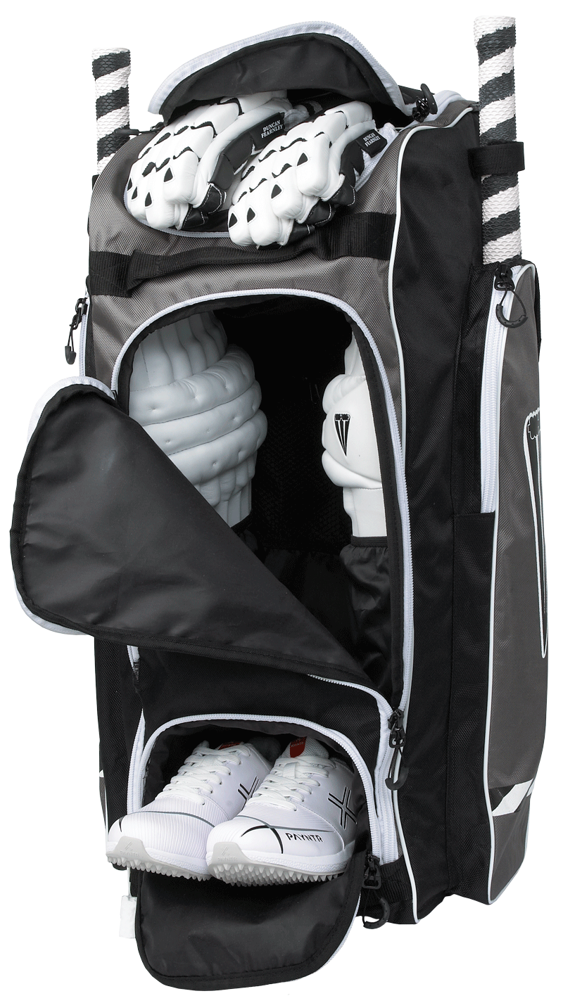 Heritage Duffle Junior Kitbag Open